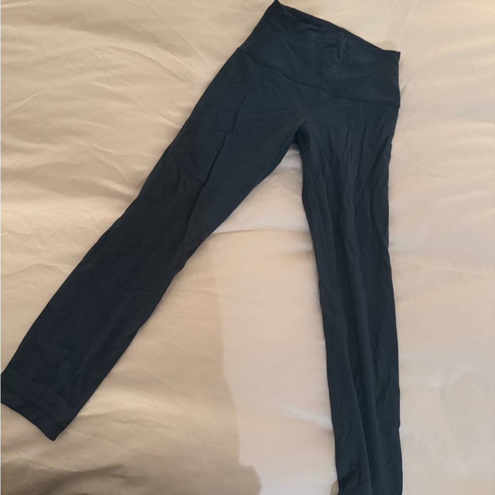 Lululemon Teal Ribbed High-Waisted Leggings. Size 4. - Picture 3 of 5